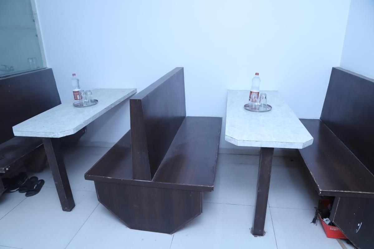 Hotel Kewal Inn Jalgaon Exterior foto